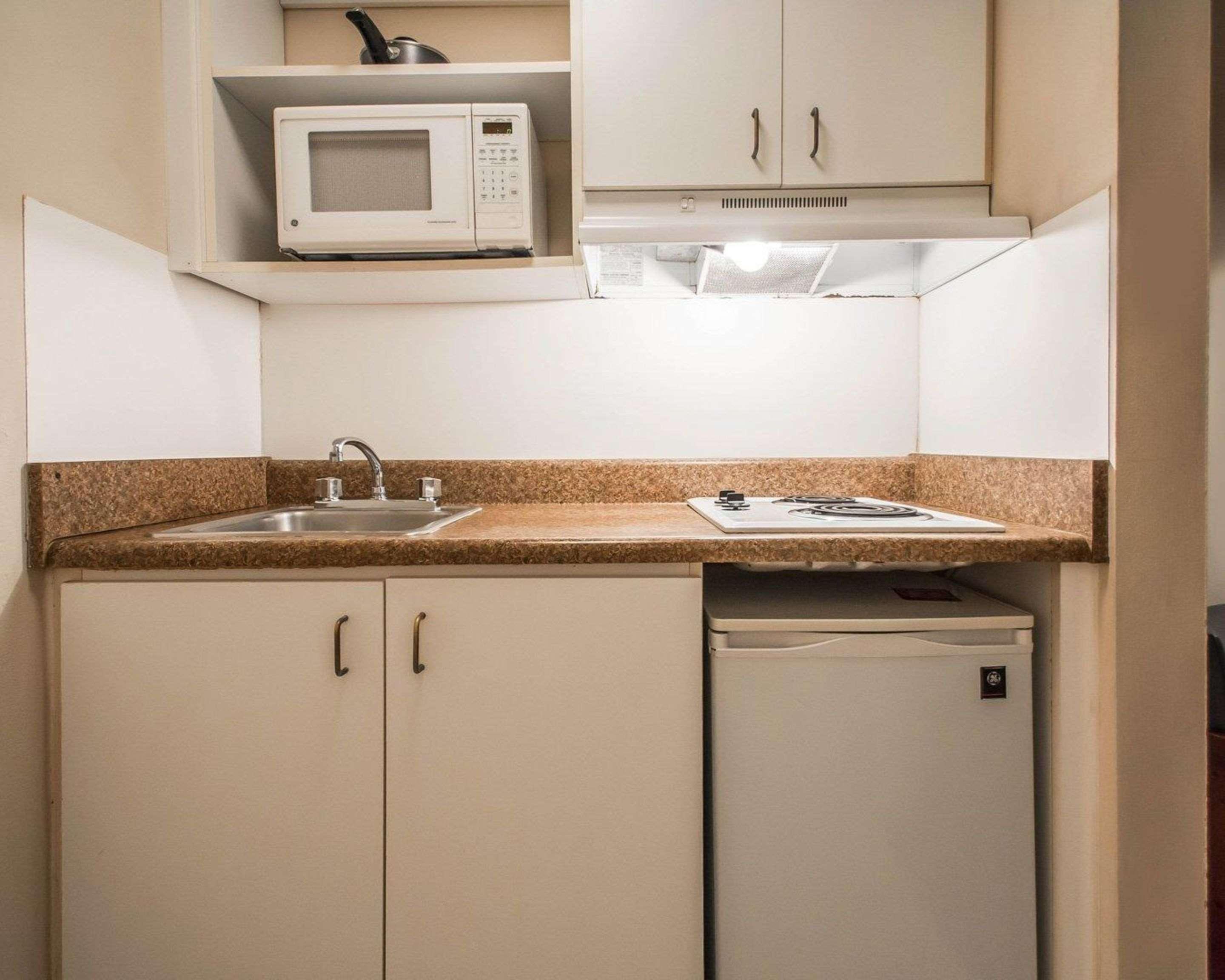 Tampa Bay Extended Stay - Airport מראה חיצוני תמונה